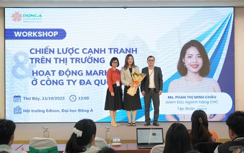Sinh viên Khoa Marketing ĐH Đông Á tìm hiểu về hoạt động marketing ở các tập đoàn lớn